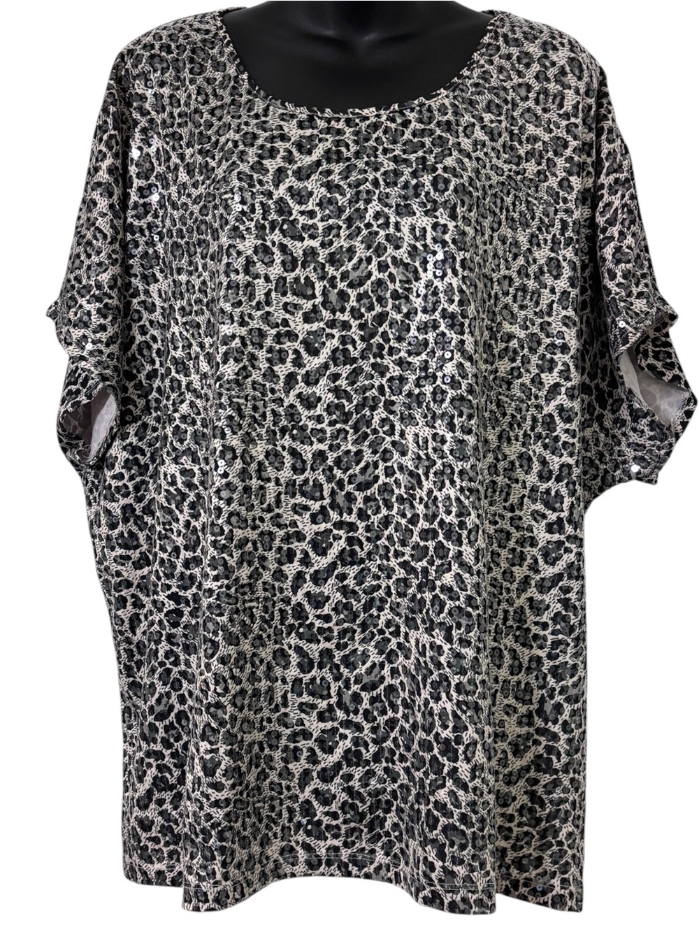 C. D. Daniels Sequin Leopard Print dolman top size XL